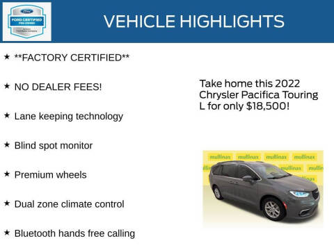 2022 Chrysler Pacifica Touring L