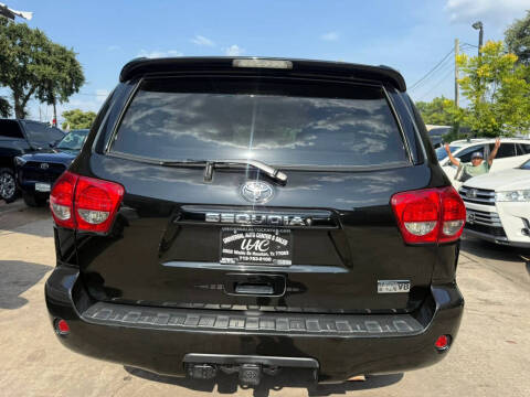 2013 Toyota Sequoia SR5