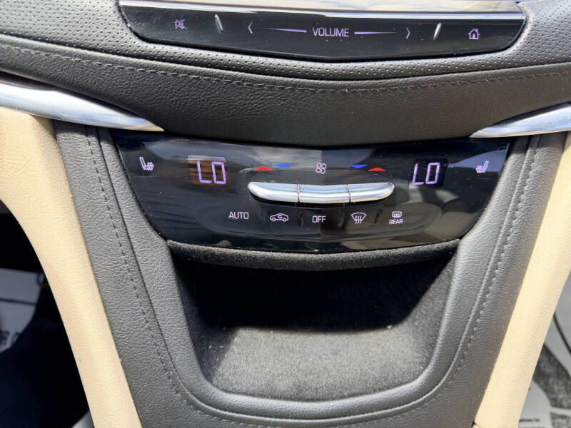 2018 Cadillac XT5 Luxury
