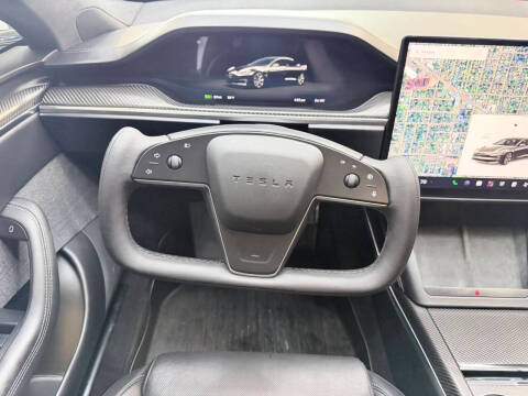 2022 Tesla Model S Plaid