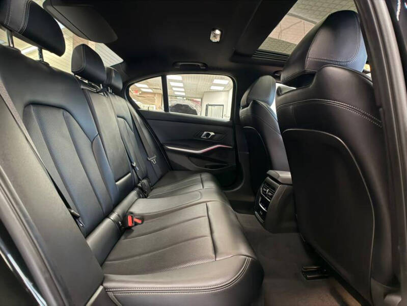 2024 BMW 3 Series 330i xDrive