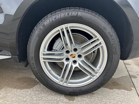 2016 Porsche Macan S