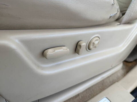 2011 Cadillac Escalade EXT Premium