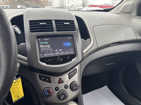 2016 Chevrolet Sonic LT Auto