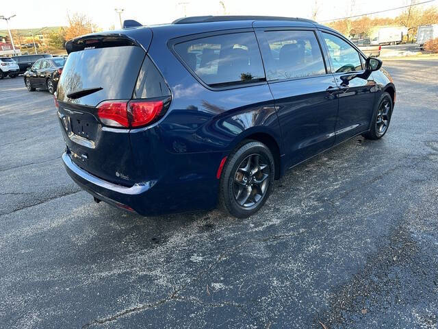 2018 Chrysler Pacifica Touring Plus