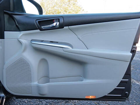 2014 Toyota Camry Hybrid XLE