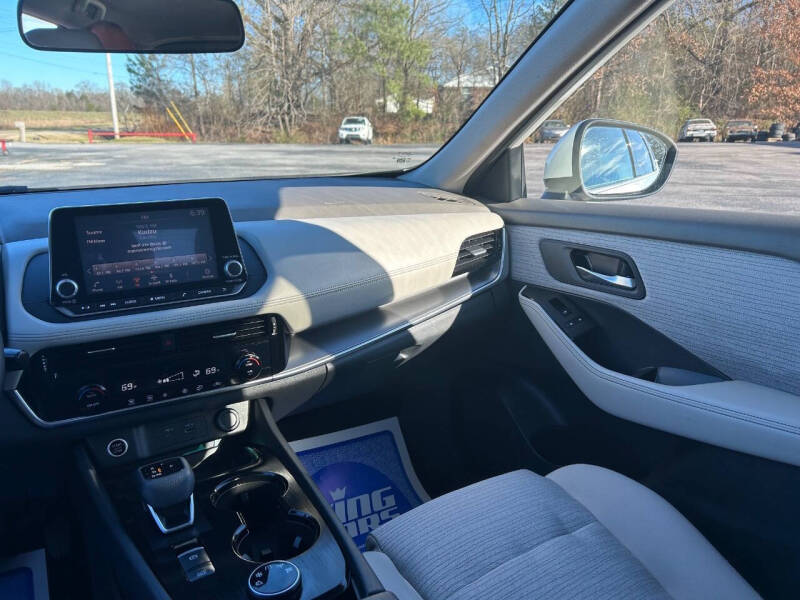 2021 Nissan Rogue SV