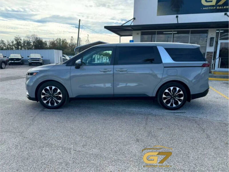 2023 Kia Carnival EX