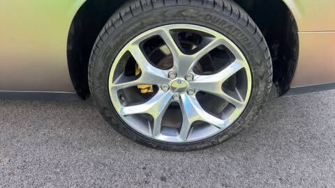 2015 Dodge Challenger SXT Plus