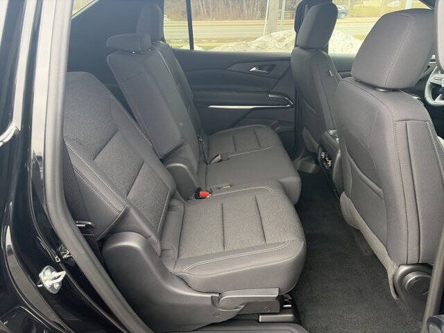 2024 Chevrolet Traverse LS