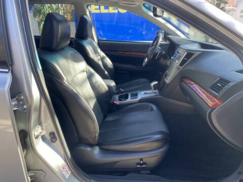 2011 Subaru Outback 2.5i Limited