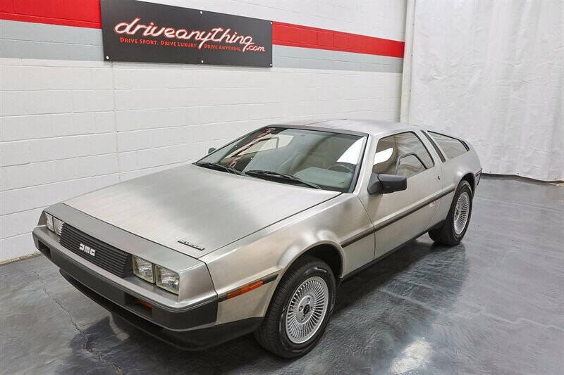1982 DeLorean DMC-12