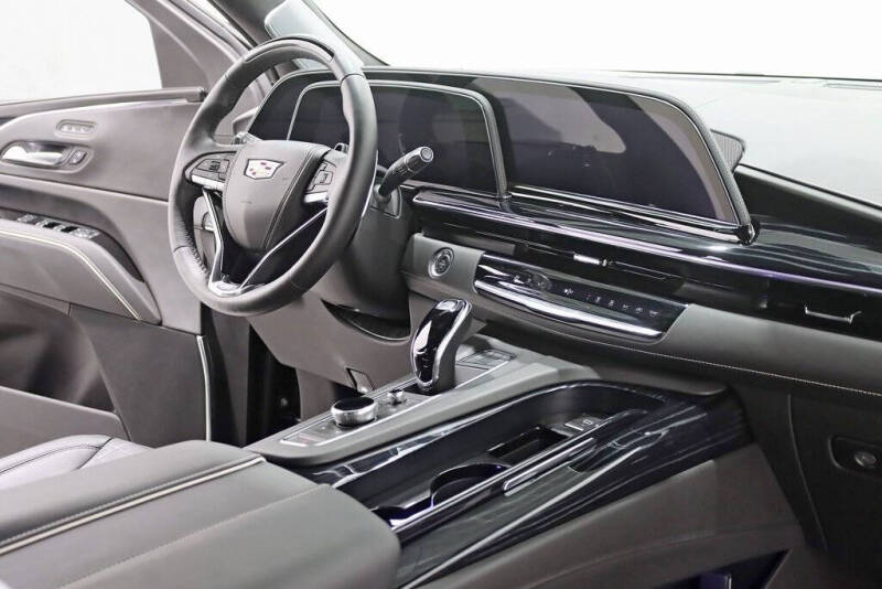 2024 Cadillac Escalade-V