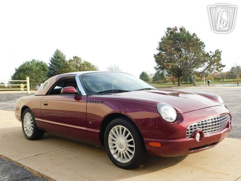 2004 Ford Thunderbird Deluxe