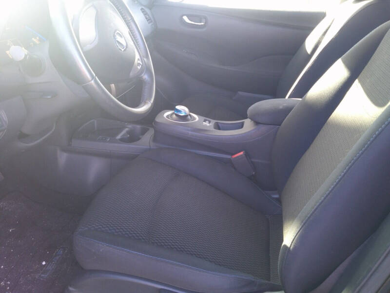 2013 Nissan LEAF S