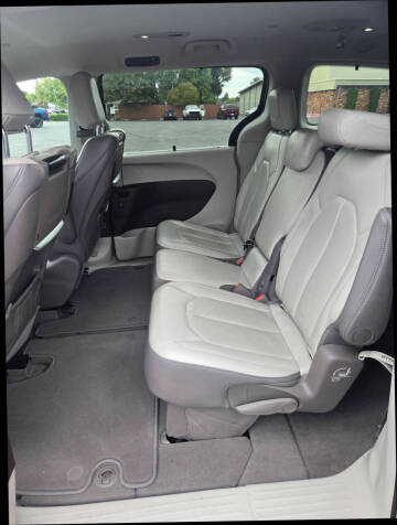 2018 Chrysler Pacifica Touring L Plus