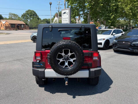 2012 Jeep Wrangler Sahara