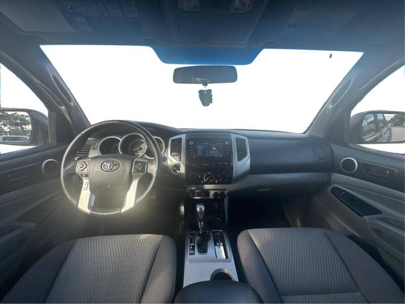 2014 Toyota Tacoma Base photo 10