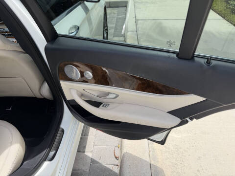 2019 Mercedes-Benz E-Class E 300