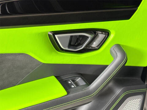 2022 Lamborghini Urus