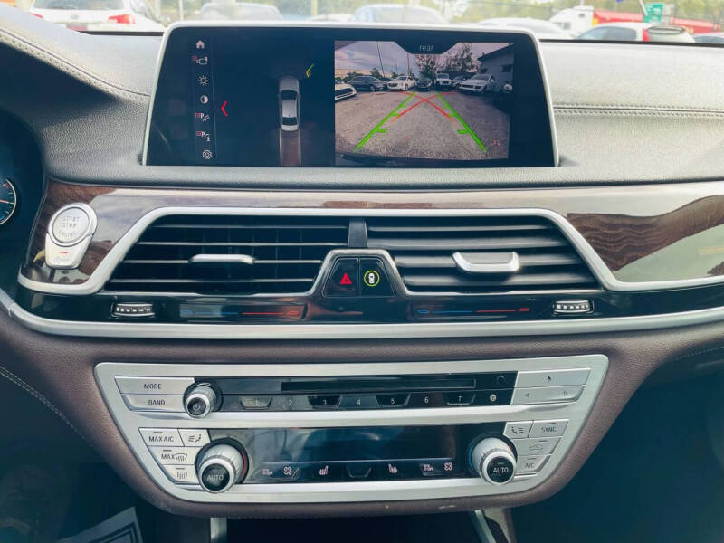 2018 BMW 7 Series 740i