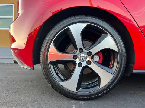 2016 Volkswagen Golf GTI S