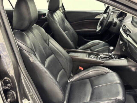 2018 Mazda MAZDA3 Touring