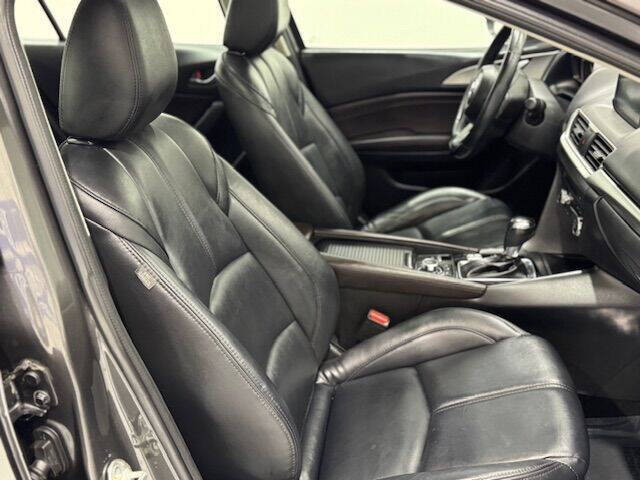 2018 Mazda MAZDA3 Touring