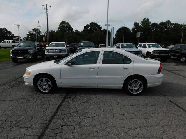 White 2007 Volvo S60 2.5T 2.5T 4dr Sedan 2