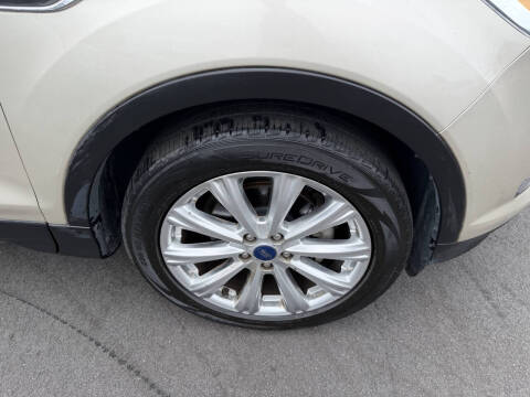 2017 Ford Escape Titanium