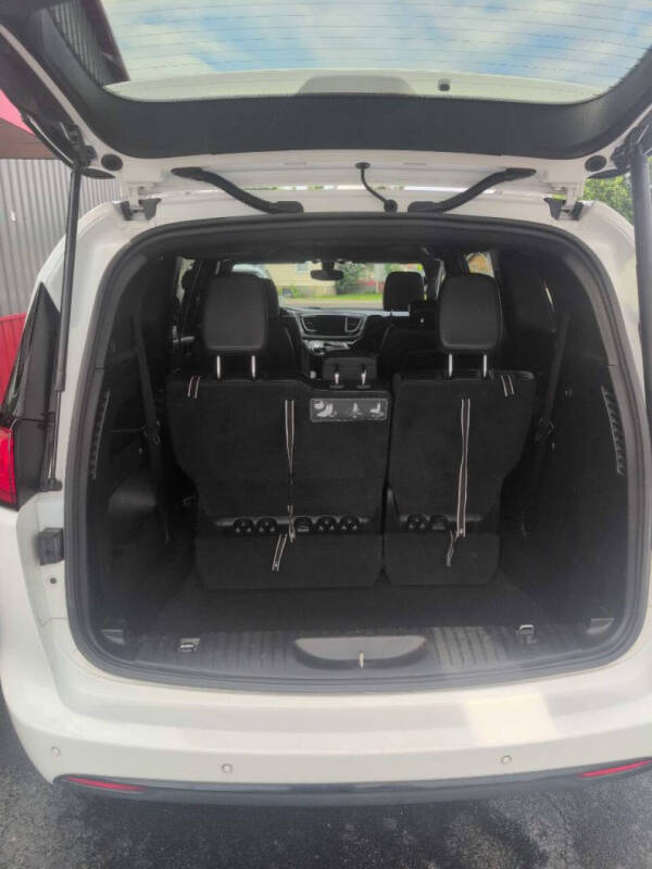 2018 Chrysler Pacifica Touring L Plus