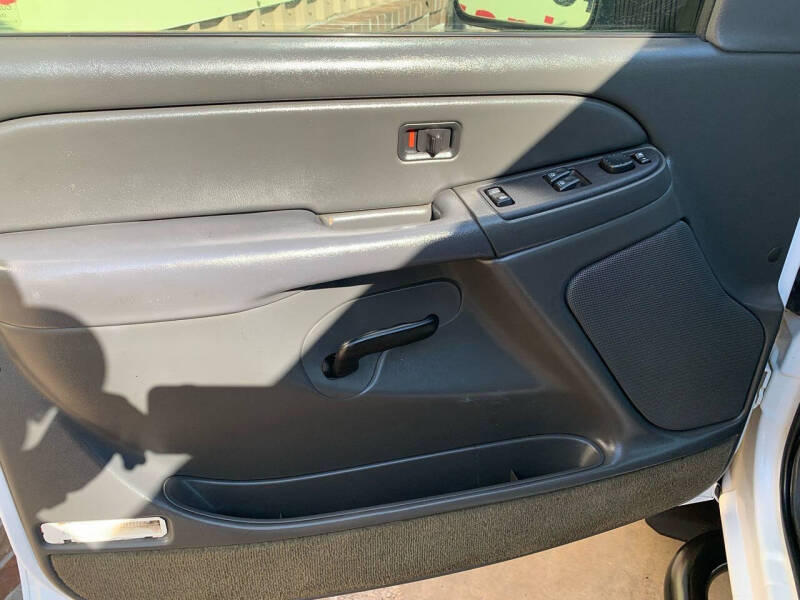 2005 GMC Sierra 2500HD SLE