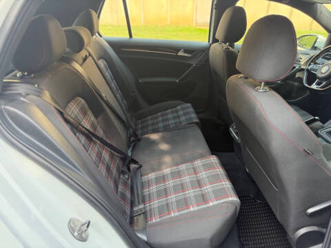 2017 Volkswagen Golf GTI S