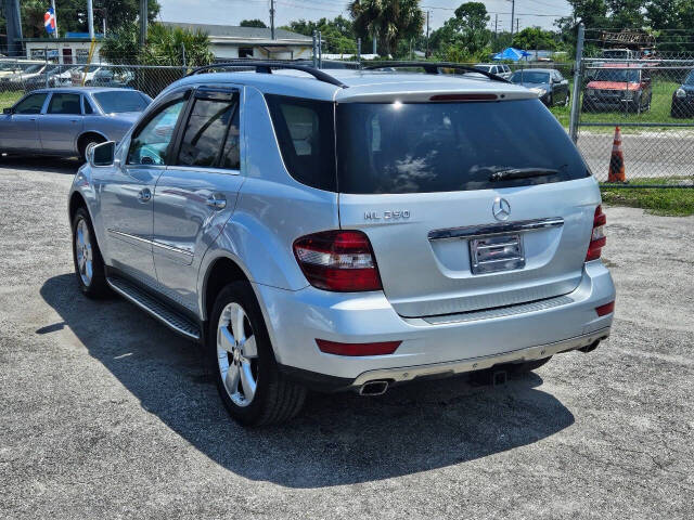 2011 Mercedes-Benz M-Class for sale at JOHNS AUTO SALES LLC in Apopka, FL