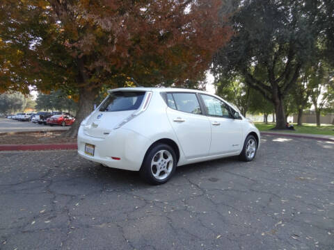 2013 Nissan LEAF SV