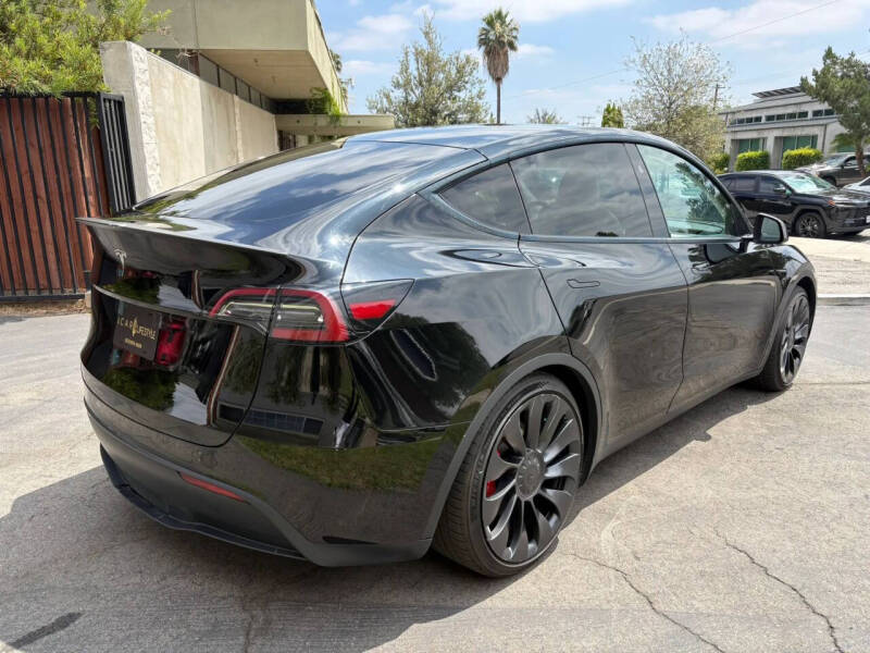2023 Tesla Model Y Performance