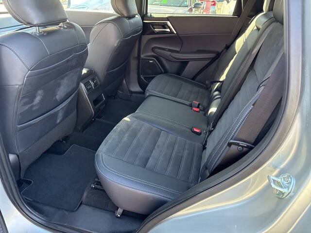 2025 Mitsubishi Outlander