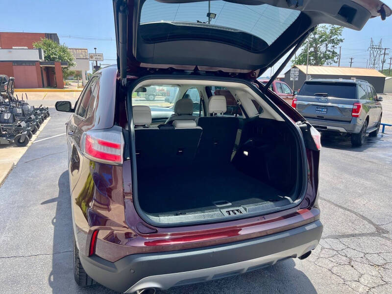 2019 Ford Edge Titanium