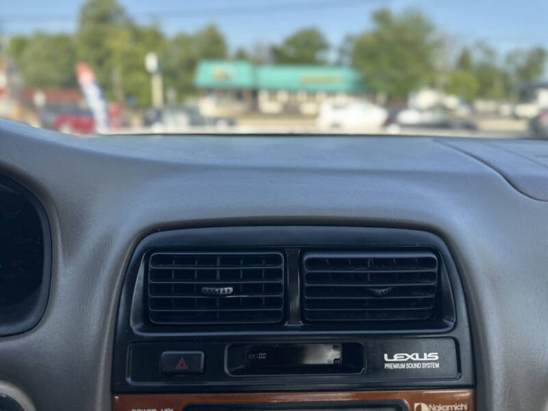 2000 Lexus ES 300