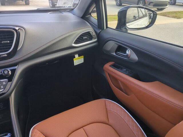 2026 Chrysler Pacifica Pinnacle