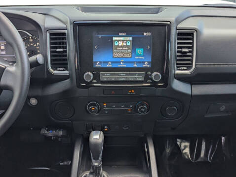 2022 Nissan Frontier SV