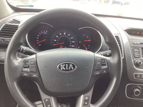 2015 Kia Sorento LX