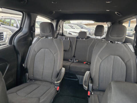 2020 Chrysler Pacifica Touring