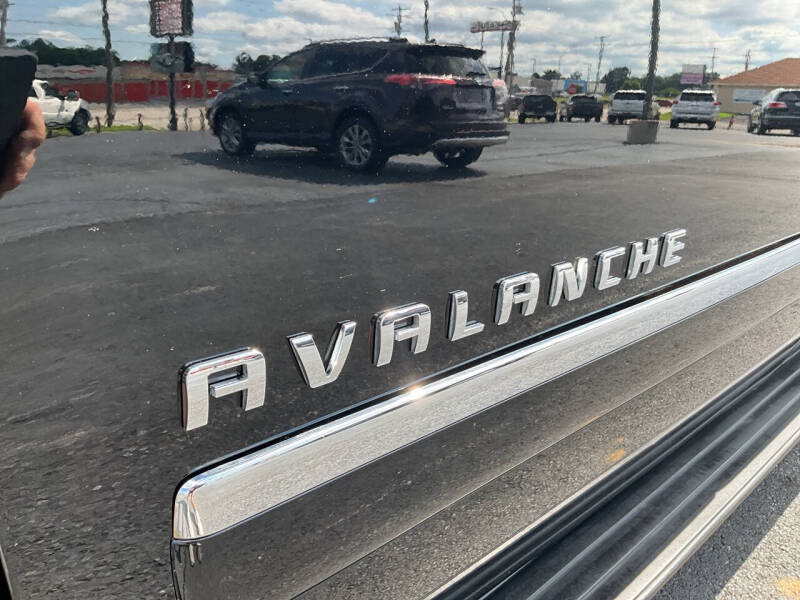 2013 Chevrolet Avalanche LTZ Black Diamond