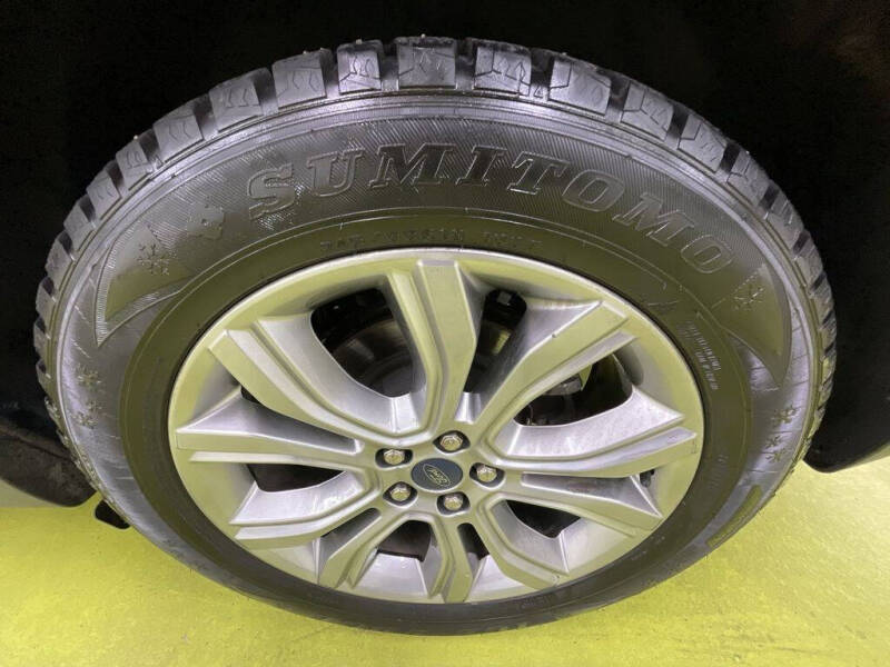 2019 Ford Edge Titanium