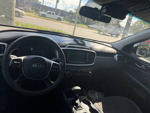 2020 Kia Sorento LX V6
