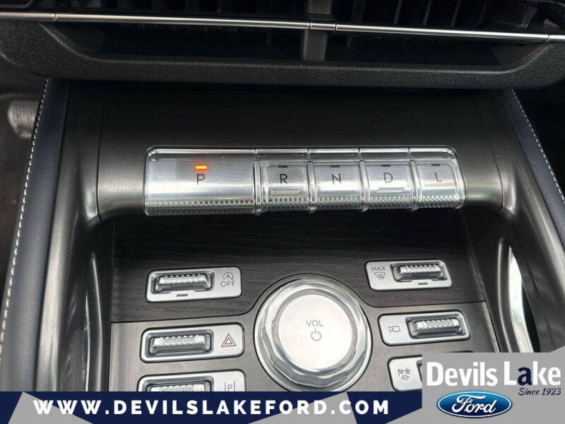 2024 Lincoln Nautilus Reserve