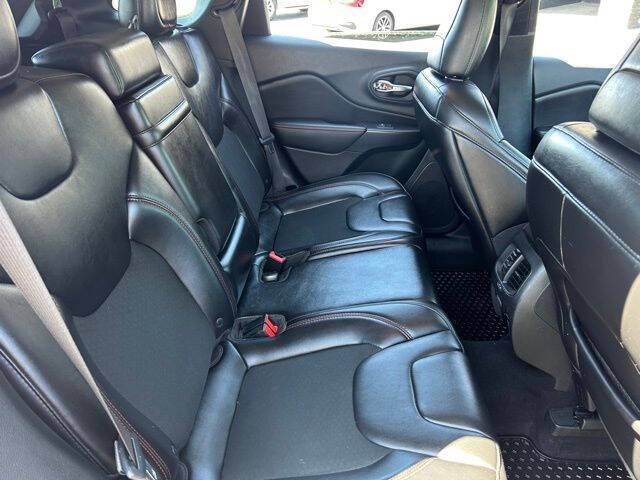 2019 Jeep Cherokee Trailhawk