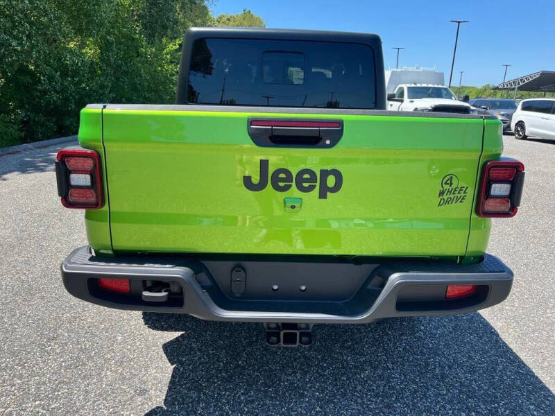 2025 Jeep Gladiator Willys