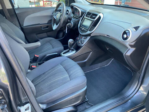 2017 Chevrolet Sonic LT Auto